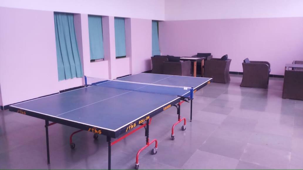 Cotton County Club And Resort Hubli Buitenkant foto